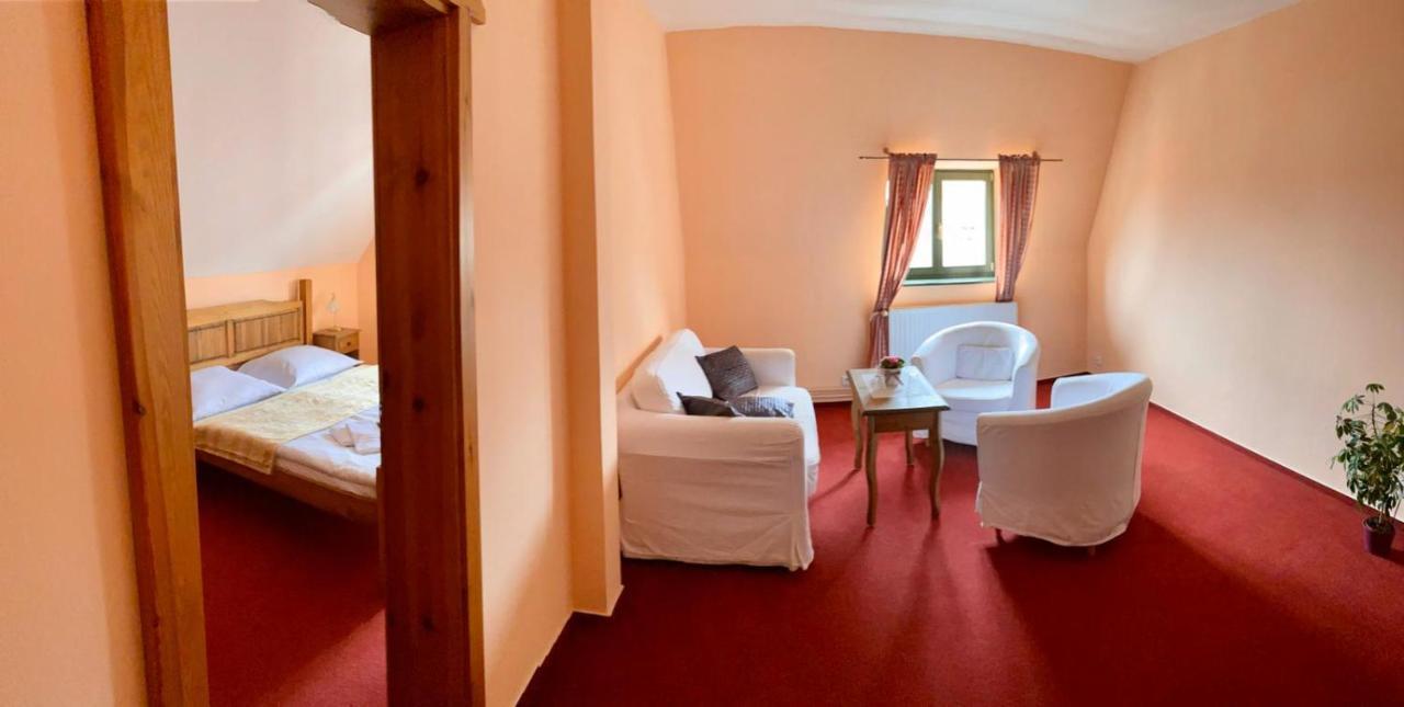 Hotel Opat Kutná Hora Dış mekan fotoğraf